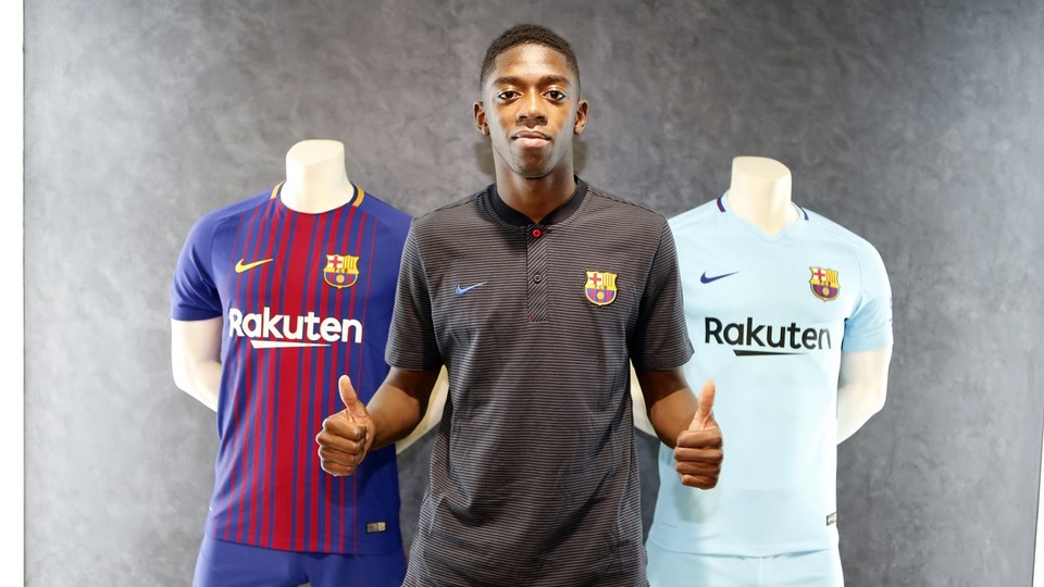 Dembele-chup-anh.jpg