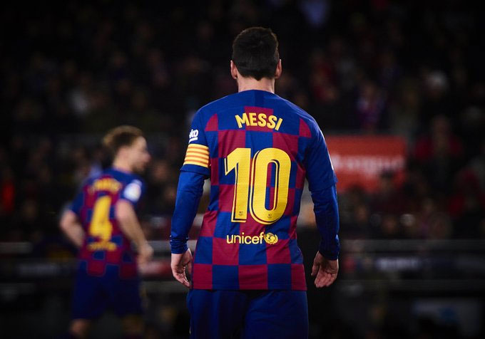 Messi ngày càng đơn độc tại Barça