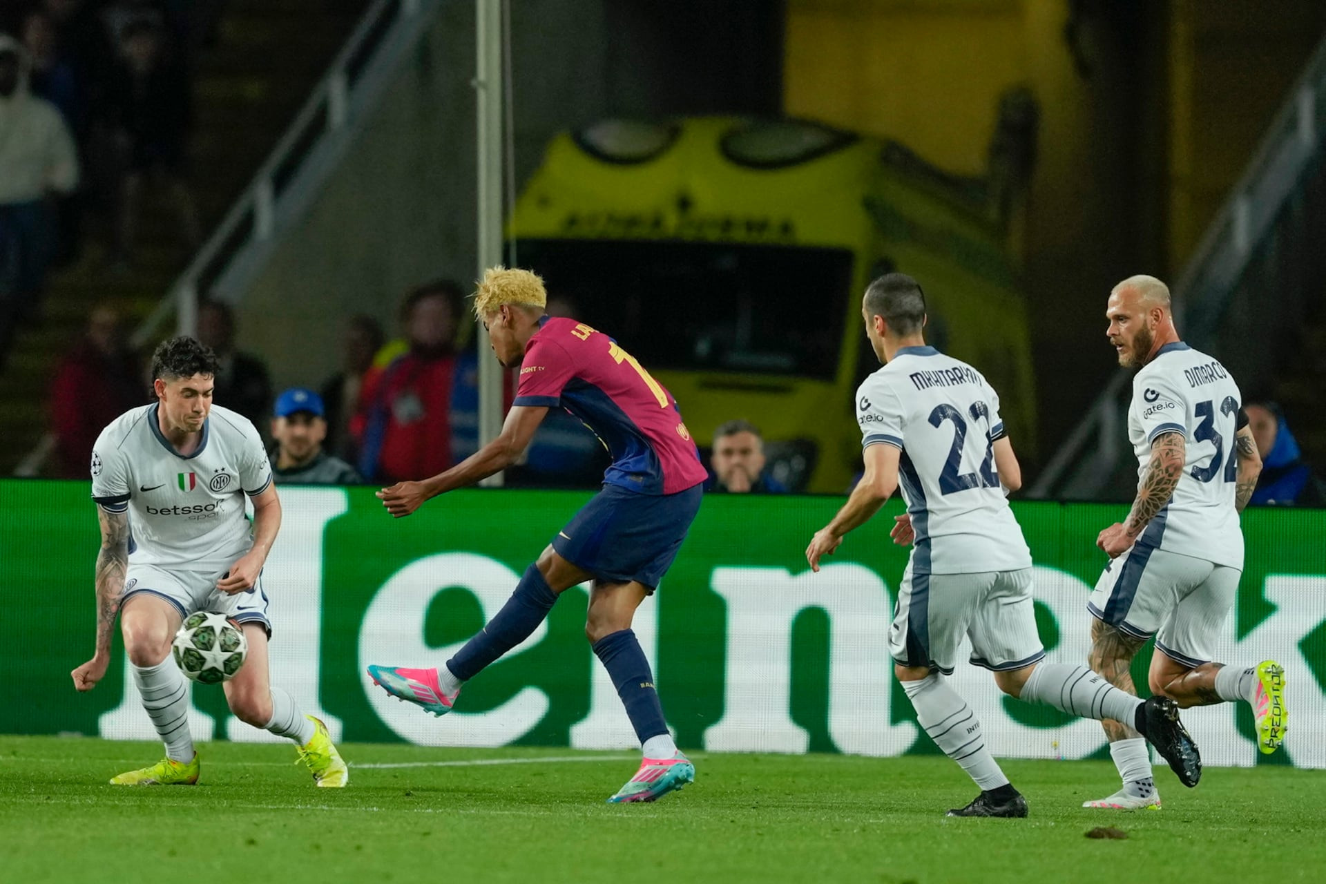 Lamine yamal barca inter 38375
