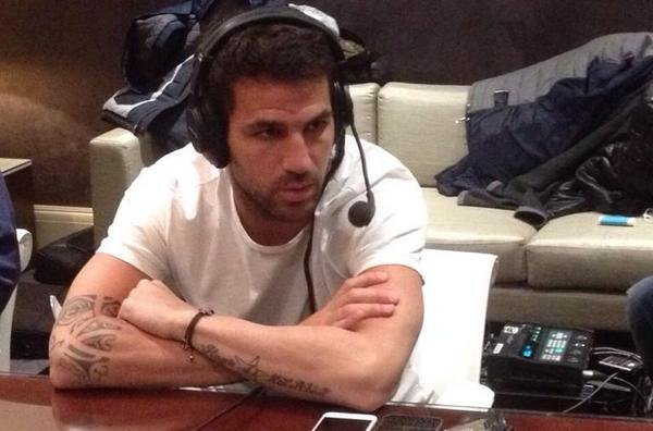 Cesc-Fabregas-en-los-estudios- 54423145048 54115221154 600 396