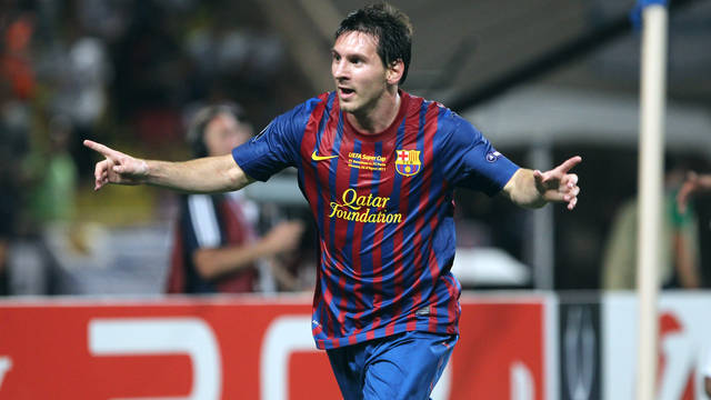 Oanh tạc pháo đài Santiago Bernabéu, Leo Messi cán mốc 300 trận