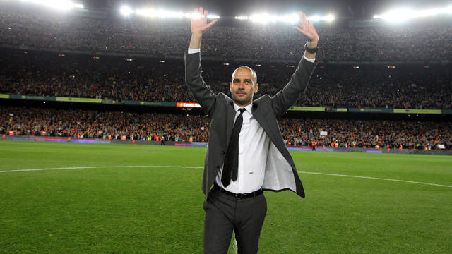 Pep Guardiola chia tay Camp Nou