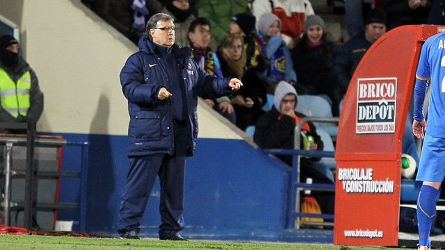 Tata Martino bên ngoài đường biên dọc