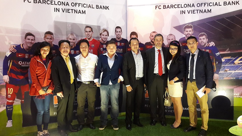 www.fcbarcelona.com.vn-08-03-2016-fcbvn-and-javier-fcb